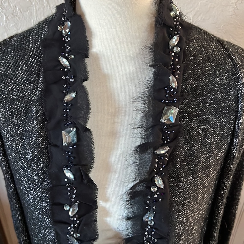 Boutique Sweater - Picture 2 of 5